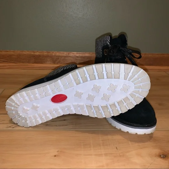 Anne Klein Women’s Willpower Cold-Weather Boots - Picture 4 of 7